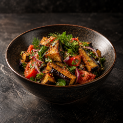 Xırtıldayan badımcan salatı