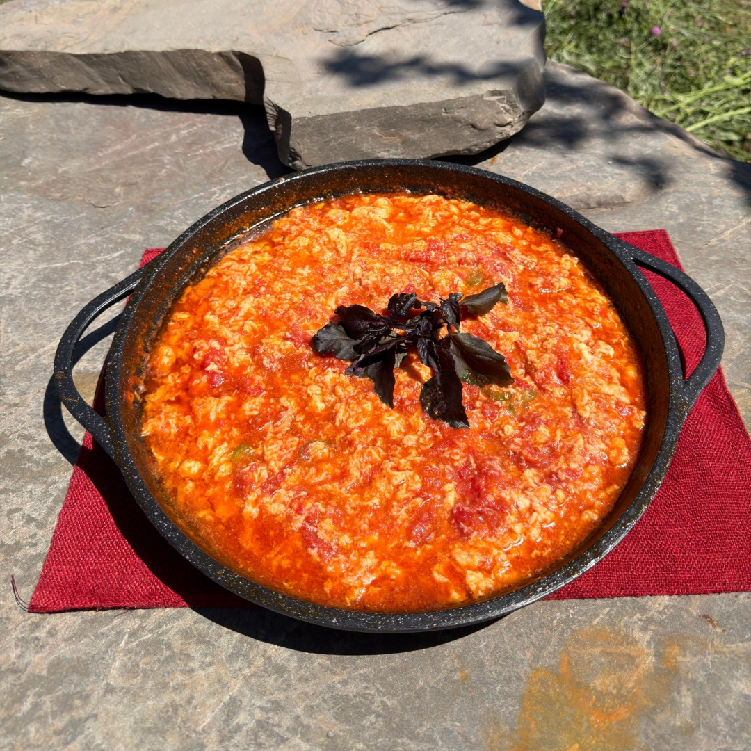 Pomidor yumurta