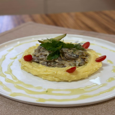 Beef Stroganoff/Ət Stroganoff