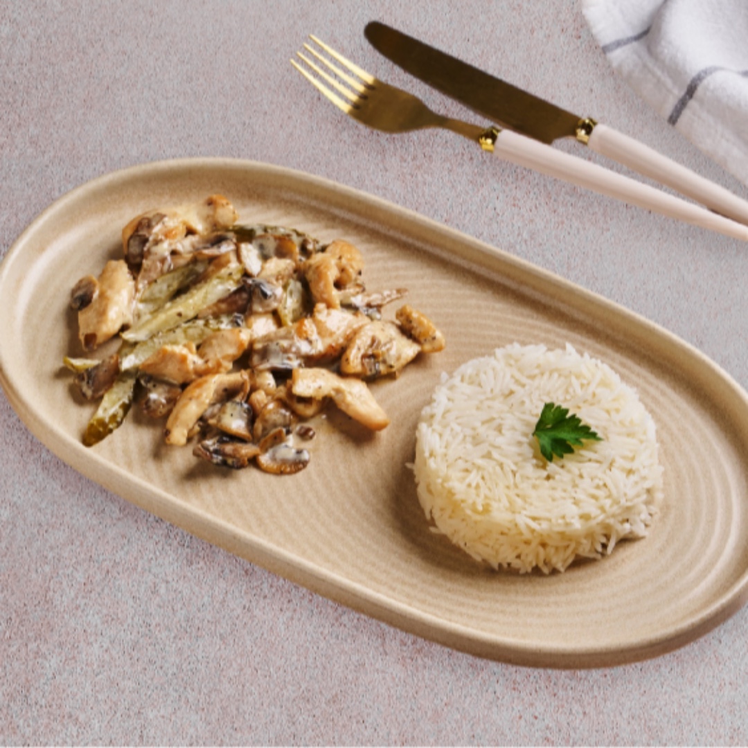 Toyuq stroganoff