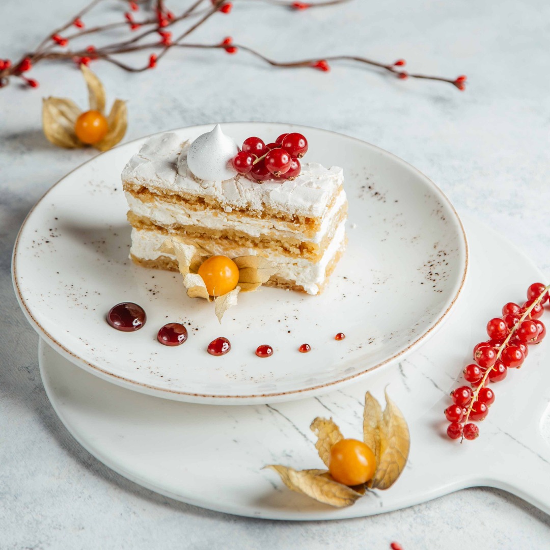 Meringue Cake