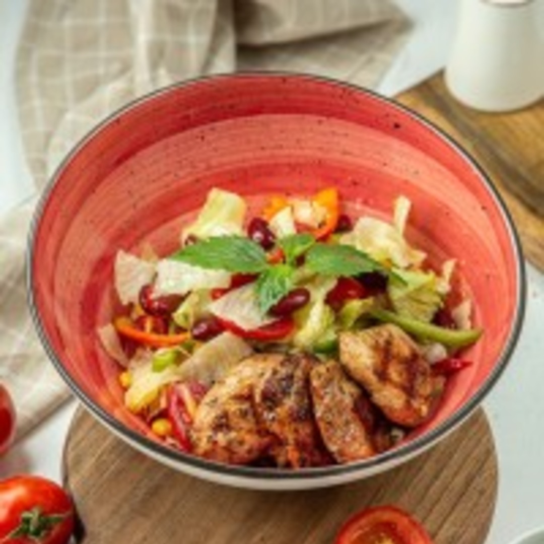 Toyuq Salatı