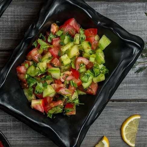 Çoban salatı (sadə)