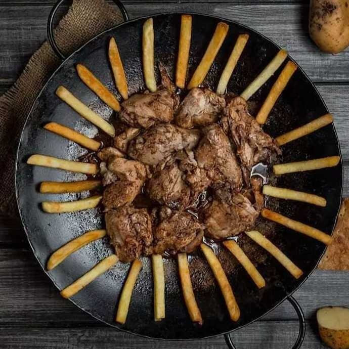Kənd toyuğu sacda (2 nəfərlik)