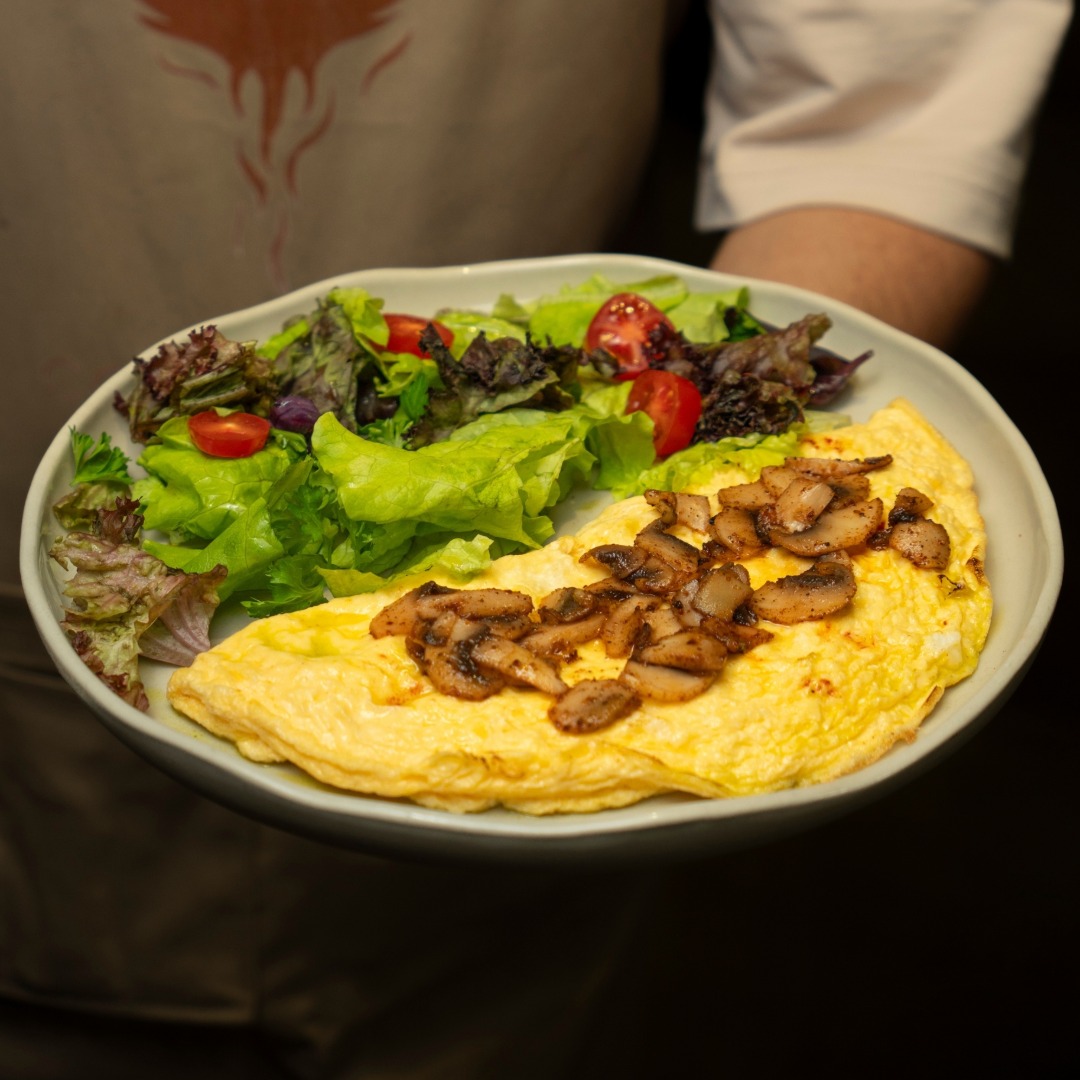 Göbələkli Omlet