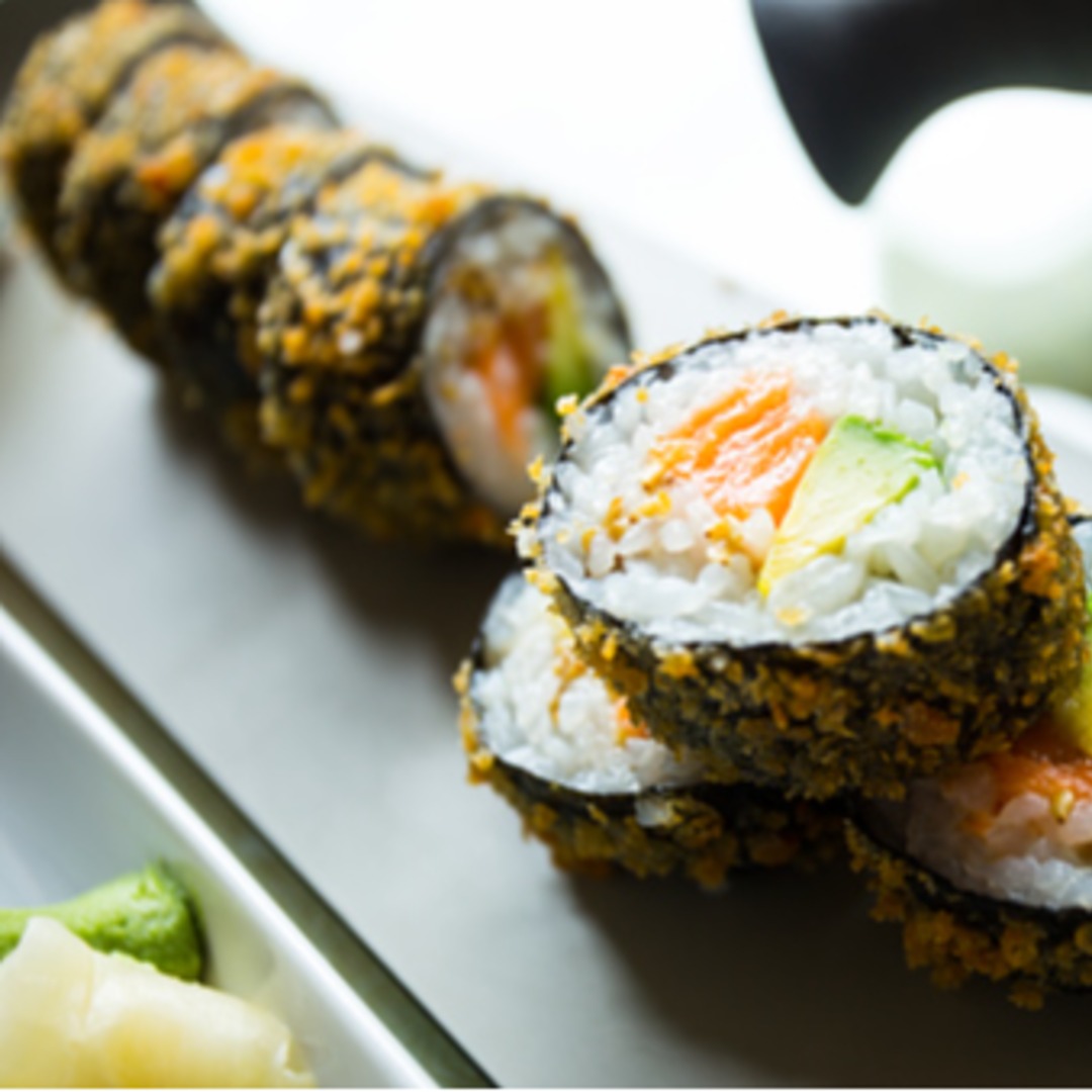 Hot salmon roll