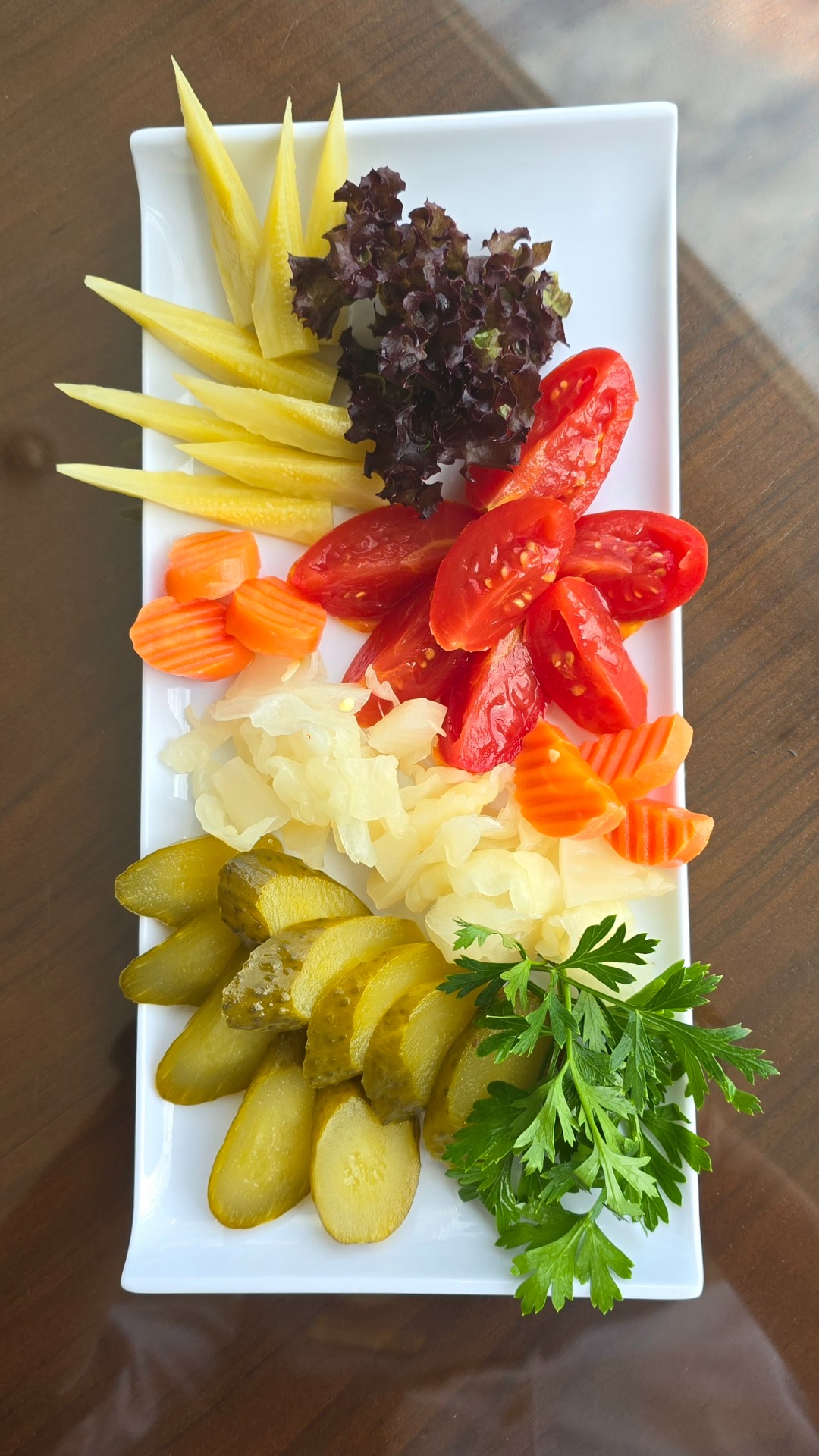 ASSORTED PICKLES