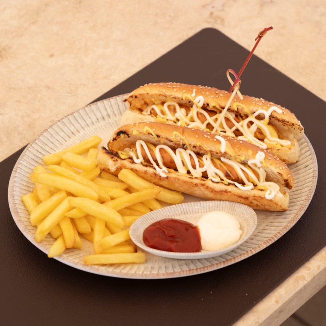Double Hot-Dog